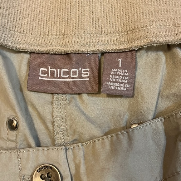 Chico's Women's Khaki Shorts Size 1 - Picture 4 of 6